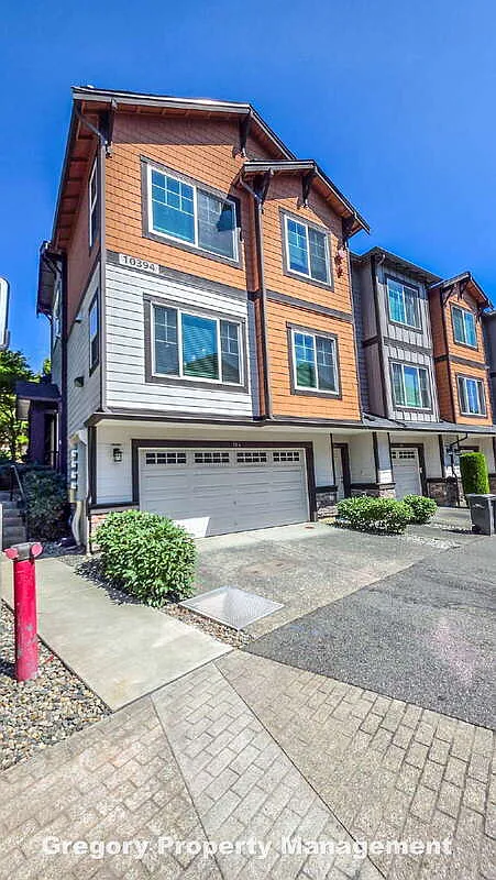 3 bed, 2.5 bath, 1900 sqft, $3,750 — Photo 3