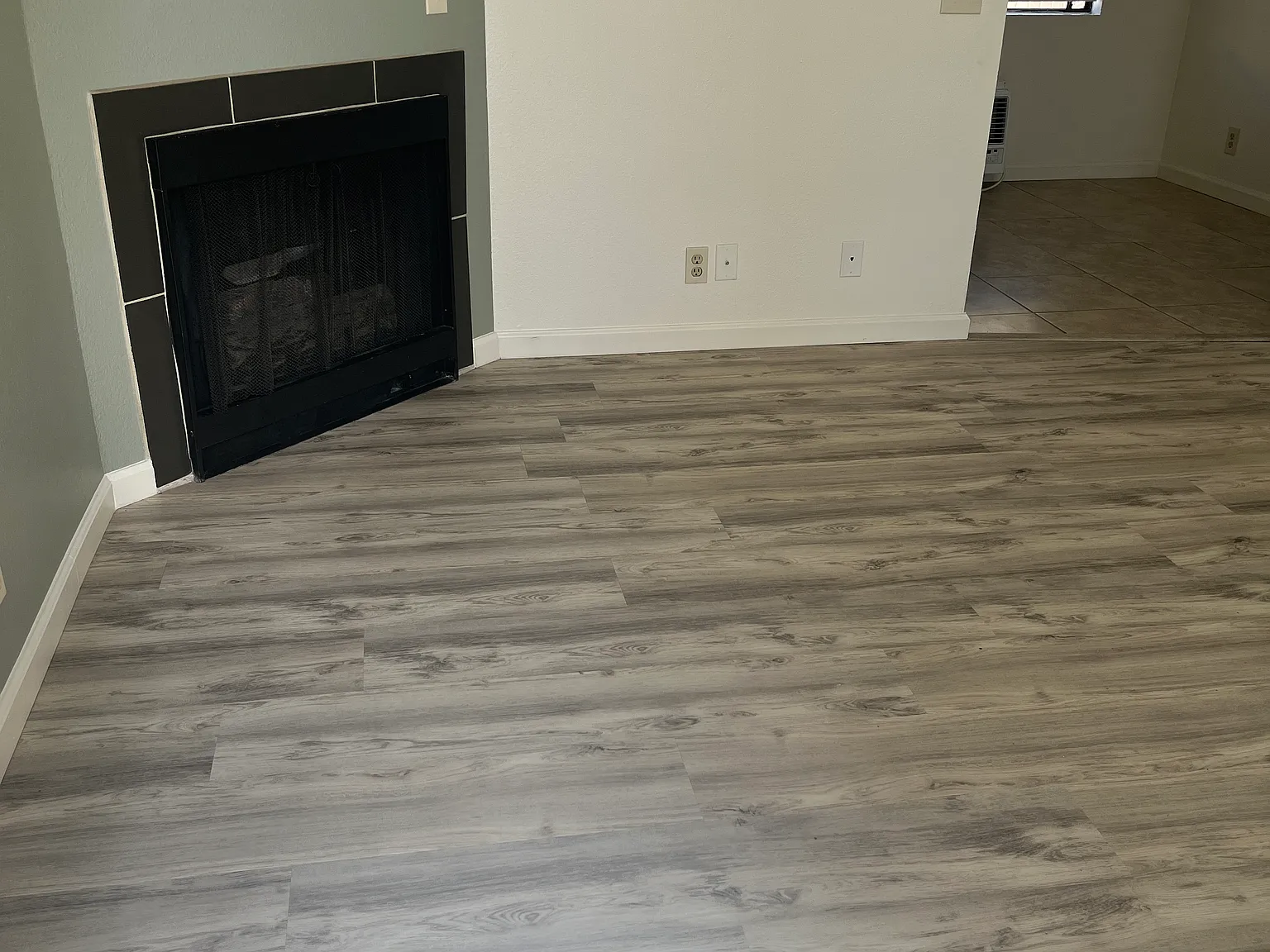 1 bed, 500 sqft, $1,900 — Photo 1