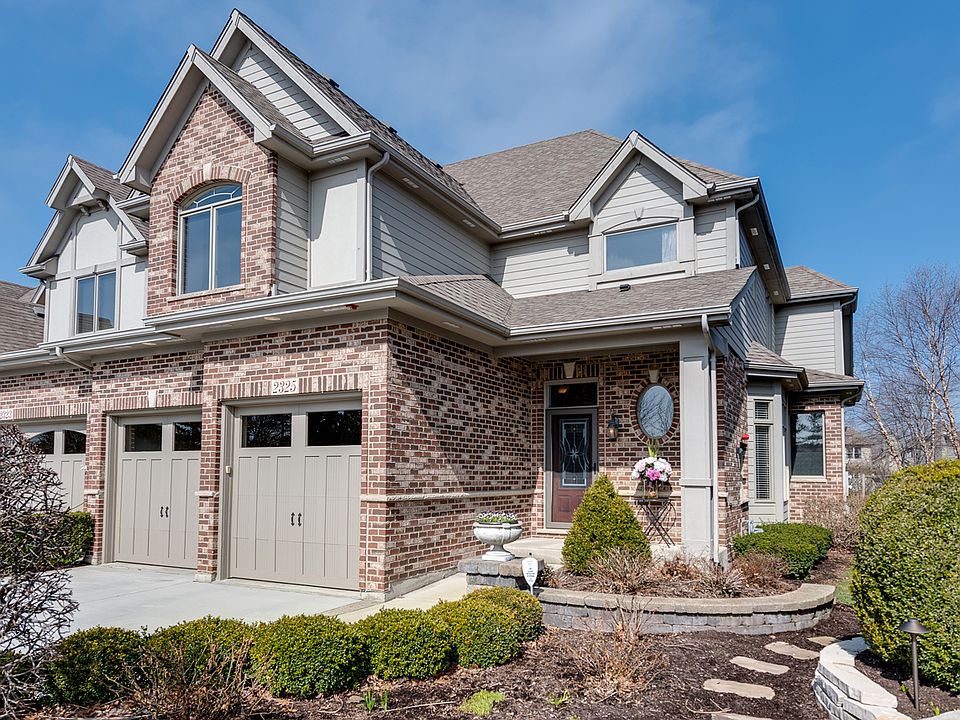 1st image of 2325 Kingsley Ct #2325