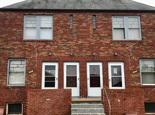 3650 Phillips Pl, Saint Louis, MO 63116