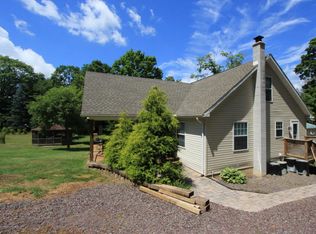 931 Swamp Rd, Hunlock Creek, PA 18621