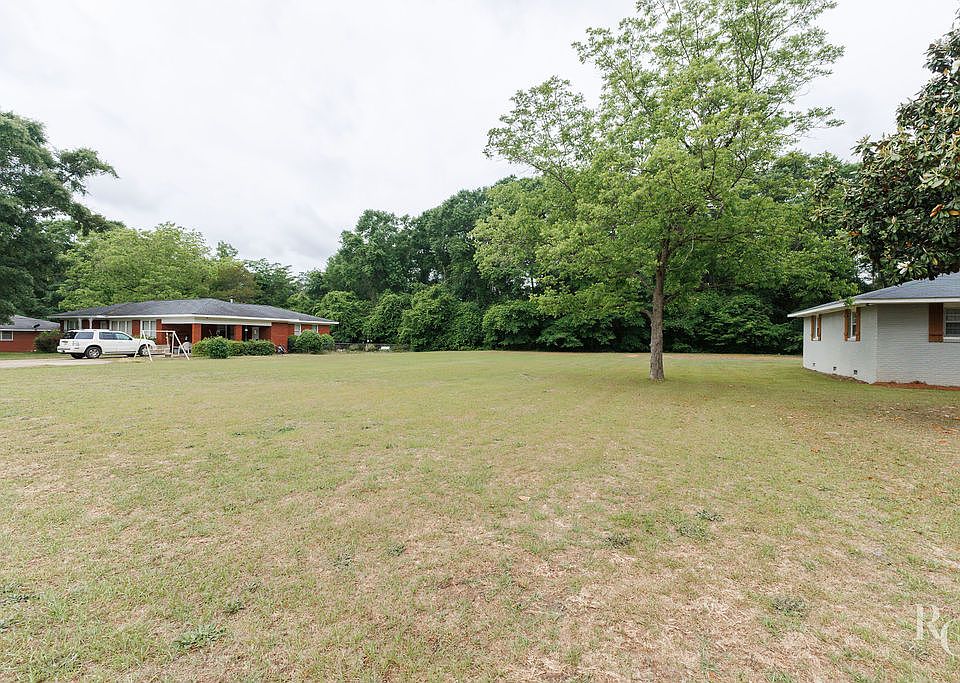 1st image of 1906 Harbuck Dr