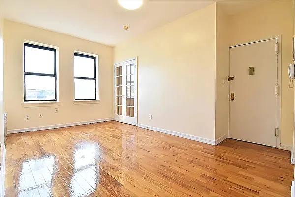 Rented by Brickview NYC Realty NYV LLC | media 2