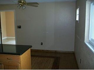 4th image of 2916 Jasmine St