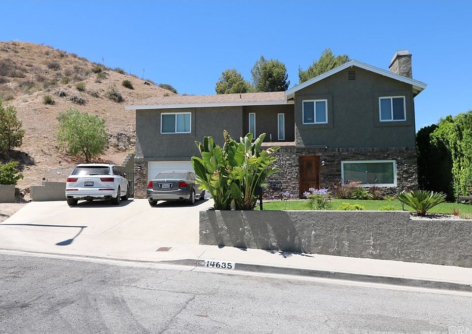 1st image of 14635 Dahlia Ridge Dr