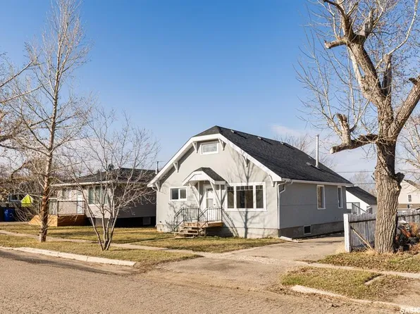 430 Columbia AVENUE, Kerrobert, SK S0L 1R0