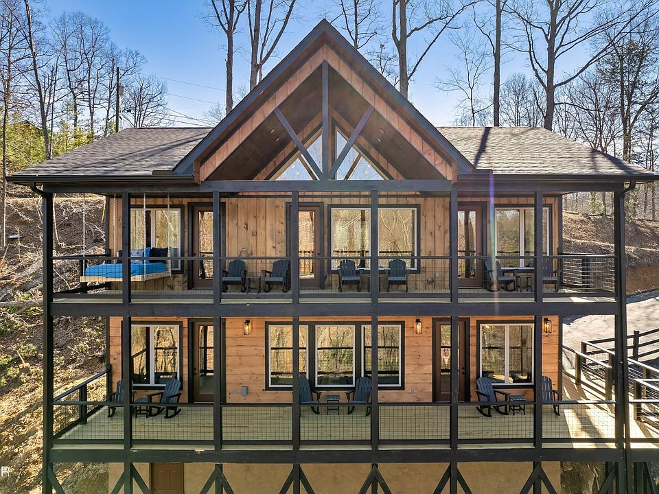 1st image of 3759 Ivy Way