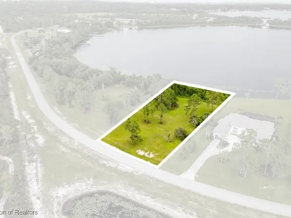 4070 Camp Shore Dr, Sebring, FL 33875