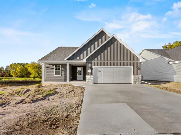 4932 Water Mint Way, Green Bay, WI 54313