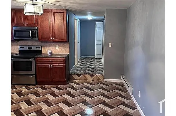 Building Photo - 7000 Forrest Ave #1