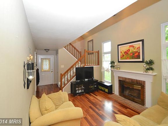 4th image of 29 Fenton Wood Dr