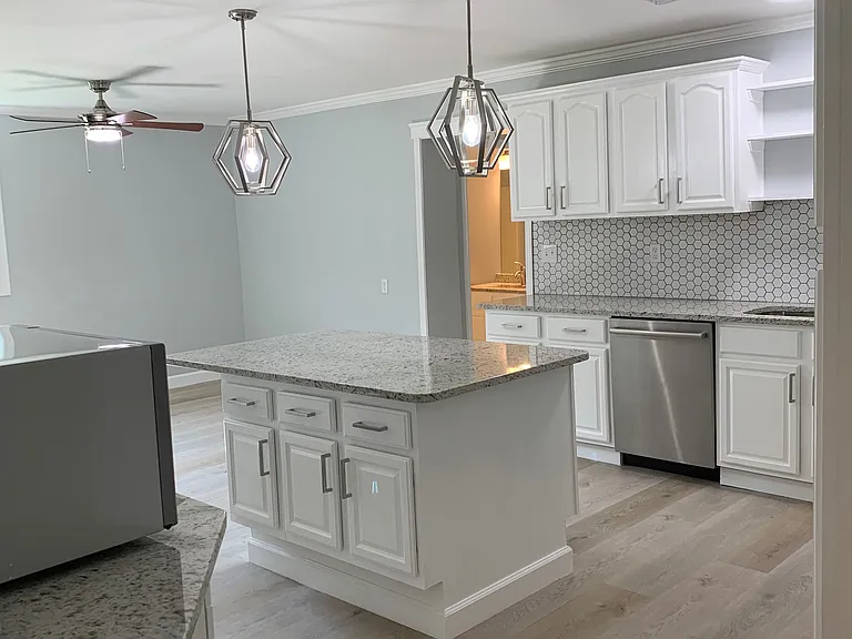 155 Brentwood Rd — Photo 12