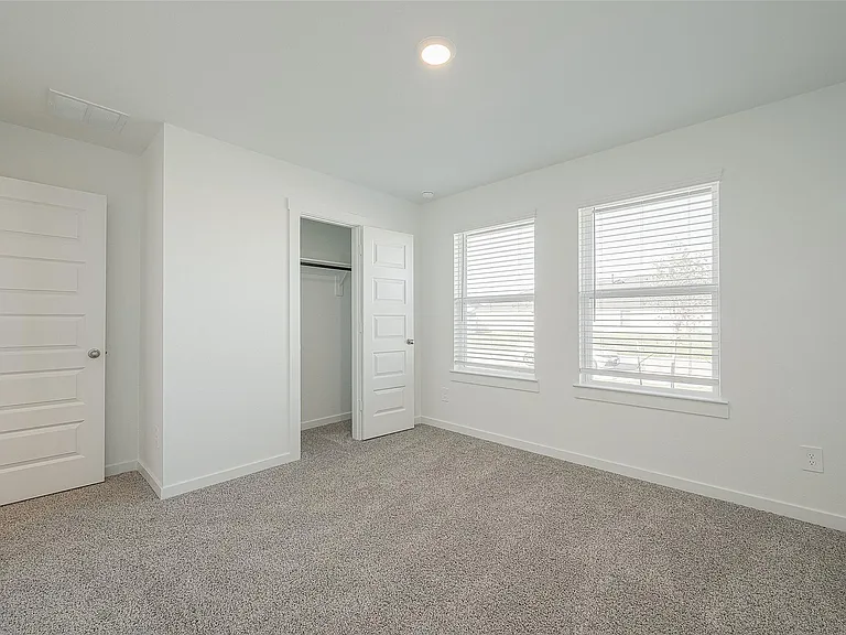 4303 Whitefish Ln — Photo 18