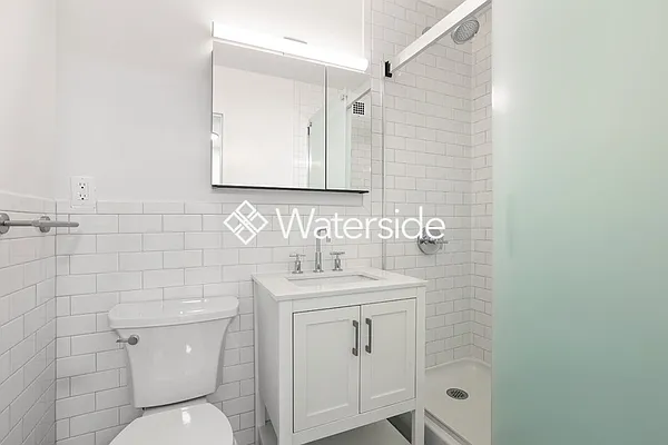 Rented by Brookfield (Funnel) | media 35