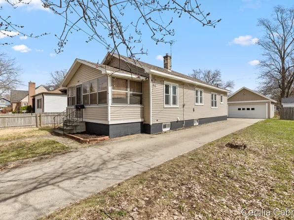 2304 Camden Ave SW, Wyoming, MI 49519