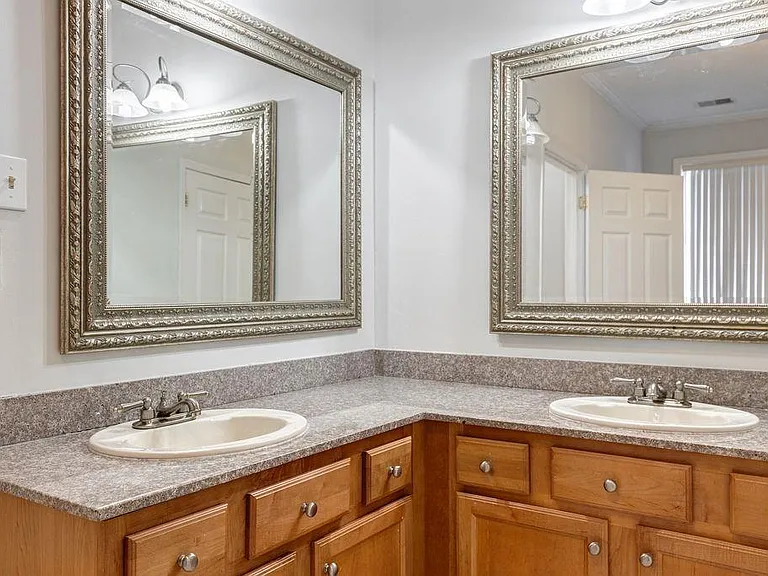 2310 Hosea L Williams Dr NE — Photo 22