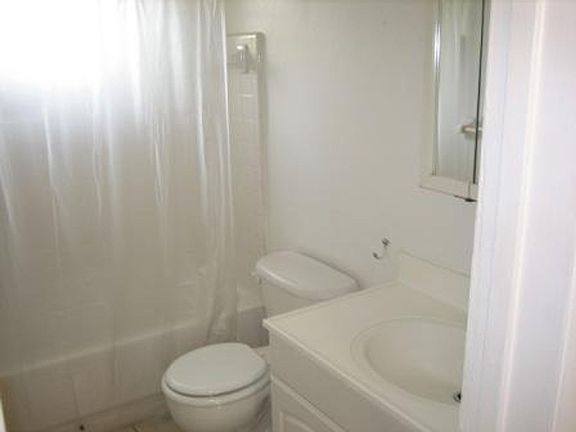 5th image of 1001 W Las Olas Blvd APT 1