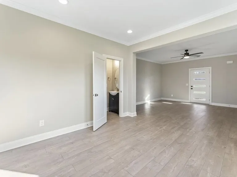 1403 Rebecca Johns Dr — Photo 7