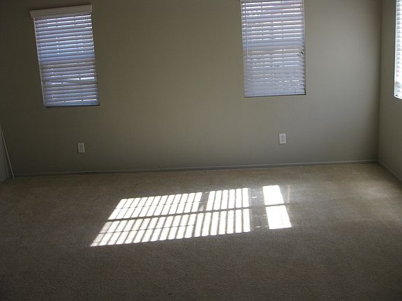 2nd image of 25790 Iris Ave Unit B