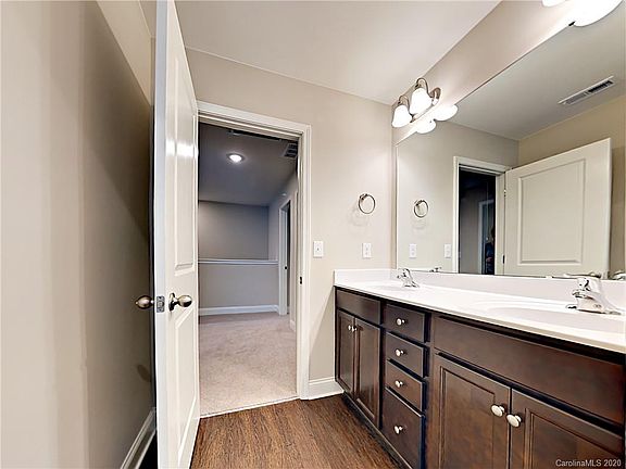 5th image of 9228 Evans Creek Ct