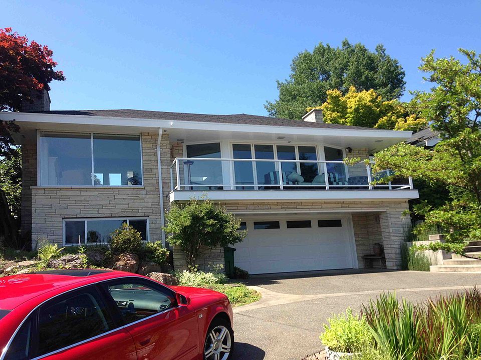 1st image of 8215 Lakemont Dr NE