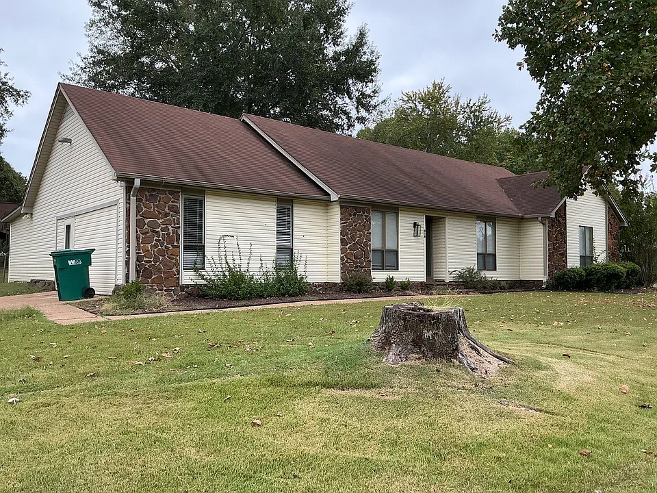 316 W University Pkwy