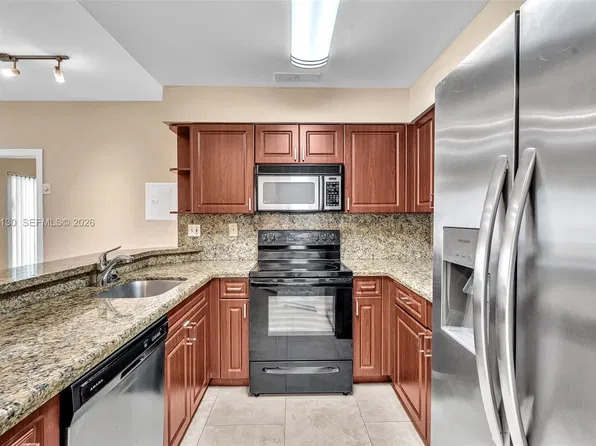 2445 SW 18th Ter APT 412, Fort Lauderdale, FL 33315
