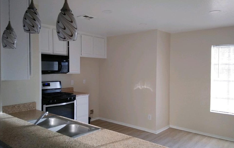2nd image of 1365 Crafton Ave APT 1057