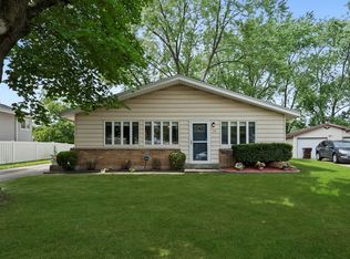 114 Willow St, Park Forest, IL