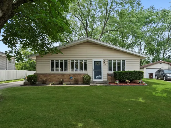 114 Willow St, Park Forest, IL 60466