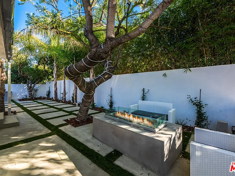 3490 Wonder View Pl — Photo 12