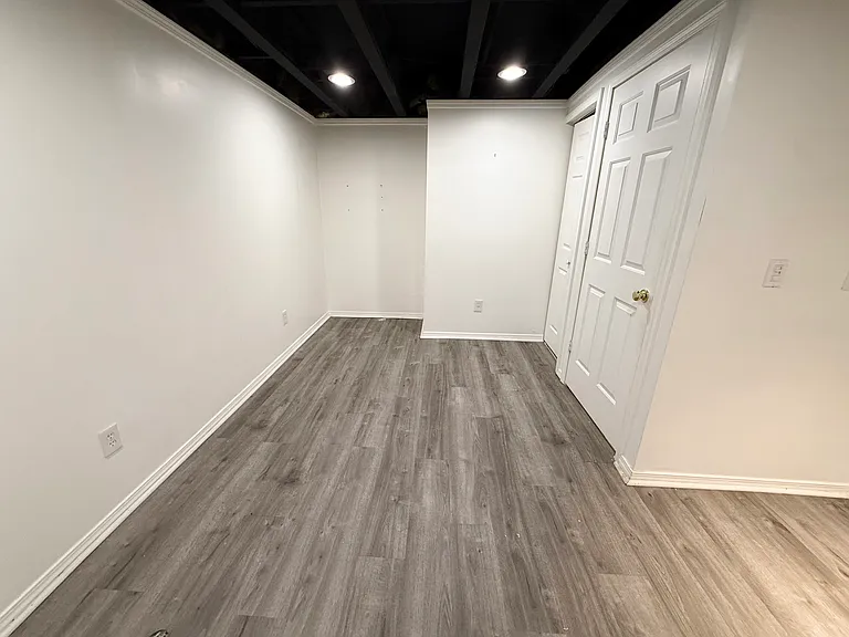 29419 Glen Oaks Blvd E — Photo 26