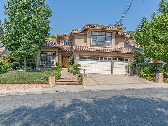 3rd image of 3037 Shadow Hill Cir