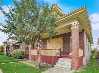 7948 S Saginaw Ave, Chicago, IL
