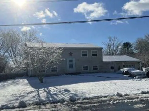 4 College Ln, Dartmouth, MA 02747