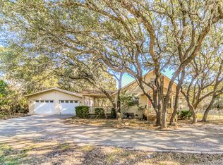 7335 Whartons Dock Rd, Bandera, TX 78003