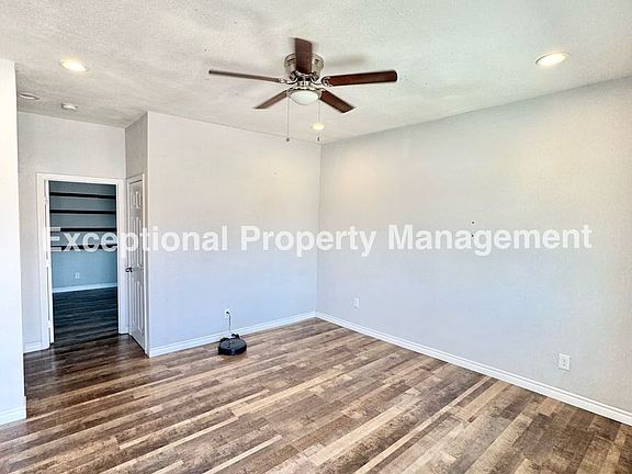 2nd image of 246 E 27th St #B
