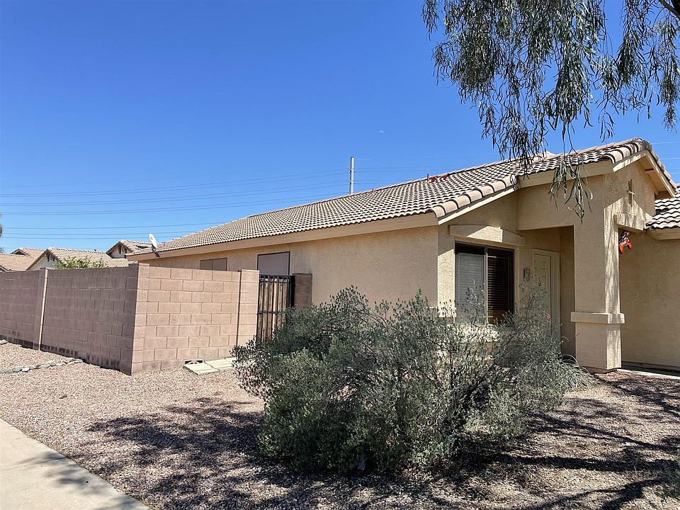 2nd image of 15081 N Gil Balcome Ct
