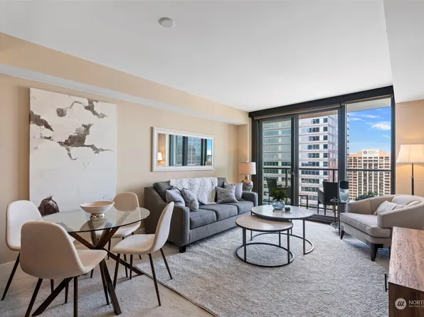 650 Bellevue Way NE #2208, Bellevue, WA 98004