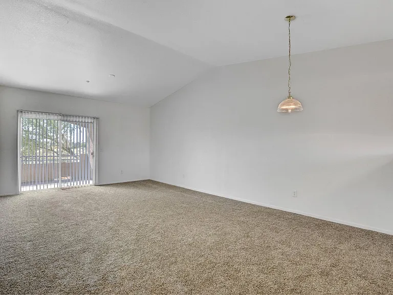 Aspen Peak Condominiums — Photo 69
