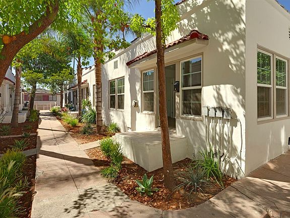 5th image of 4515 Willow Brook Ave #4519