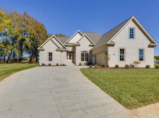 300 Nash Stone Ct, Alvaton, KY 42122