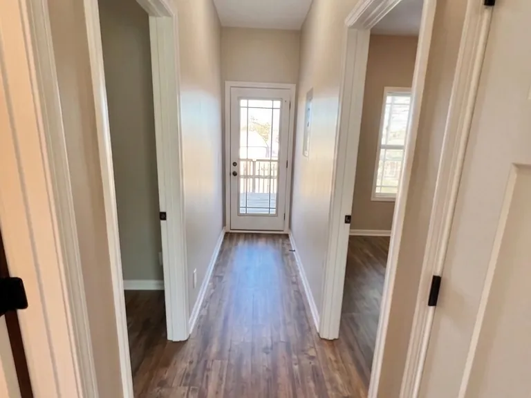 Available Now 2 Bedroom, 1 Bath Shelbyville Tn! — Photo 5
