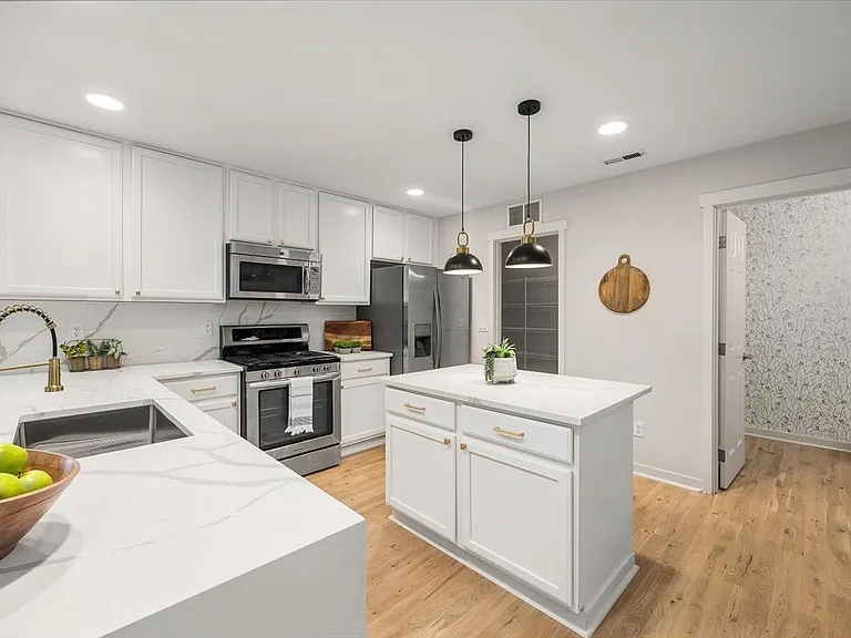 33817 SE Odell St — Photo 5