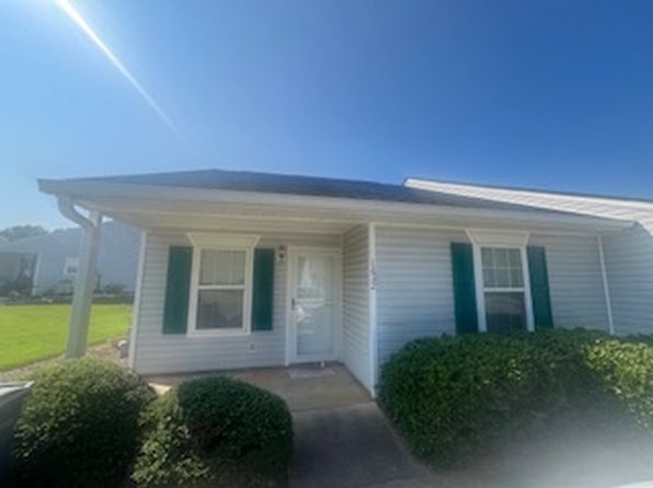 1632 Summerwoods Cir