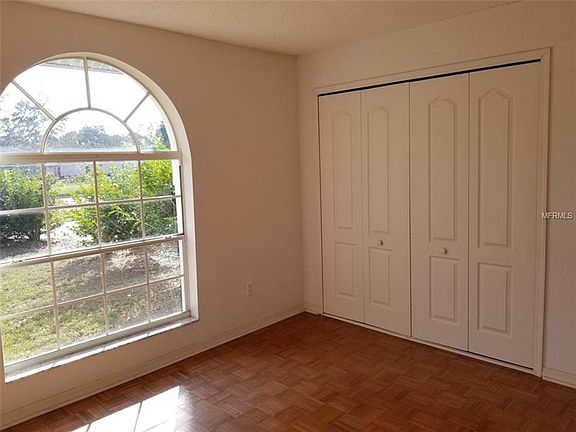 5th image of 13425 Park Blvd