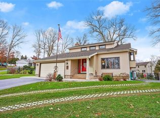 31 Brian Ct, Meriden, CT 06450