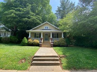 106 N Race St, Statesville, NC 28677