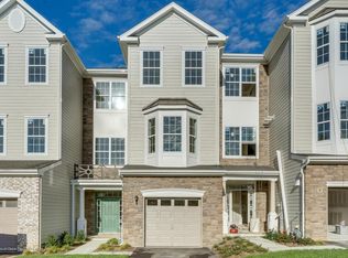 340 Hawthorne Ln, Barnegat, NJ 08005