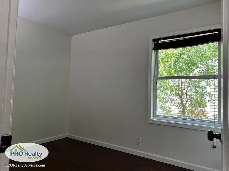 3146 Utah Ave S — Photo 12